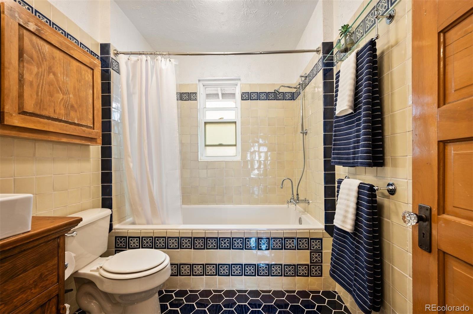 MLS Image #19 for 1430  monroe street,denver, Colorado
