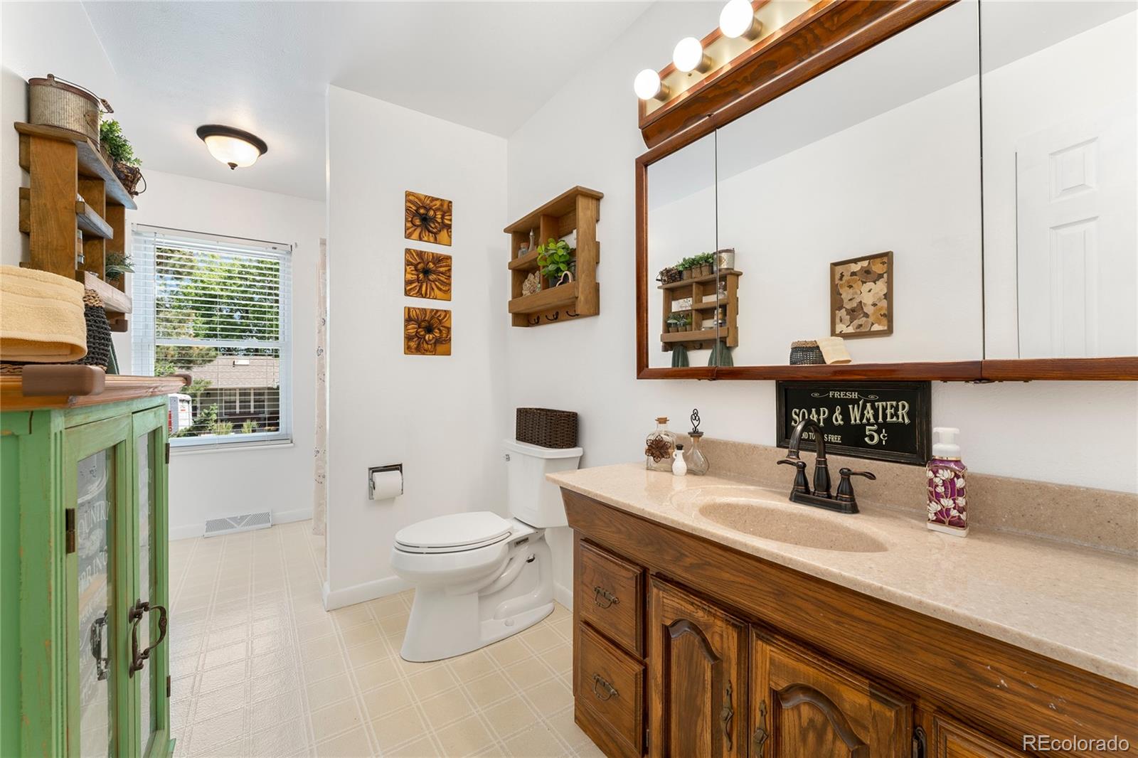 MLS Image #9 for 8475 w 74th drive,arvada, Colorado