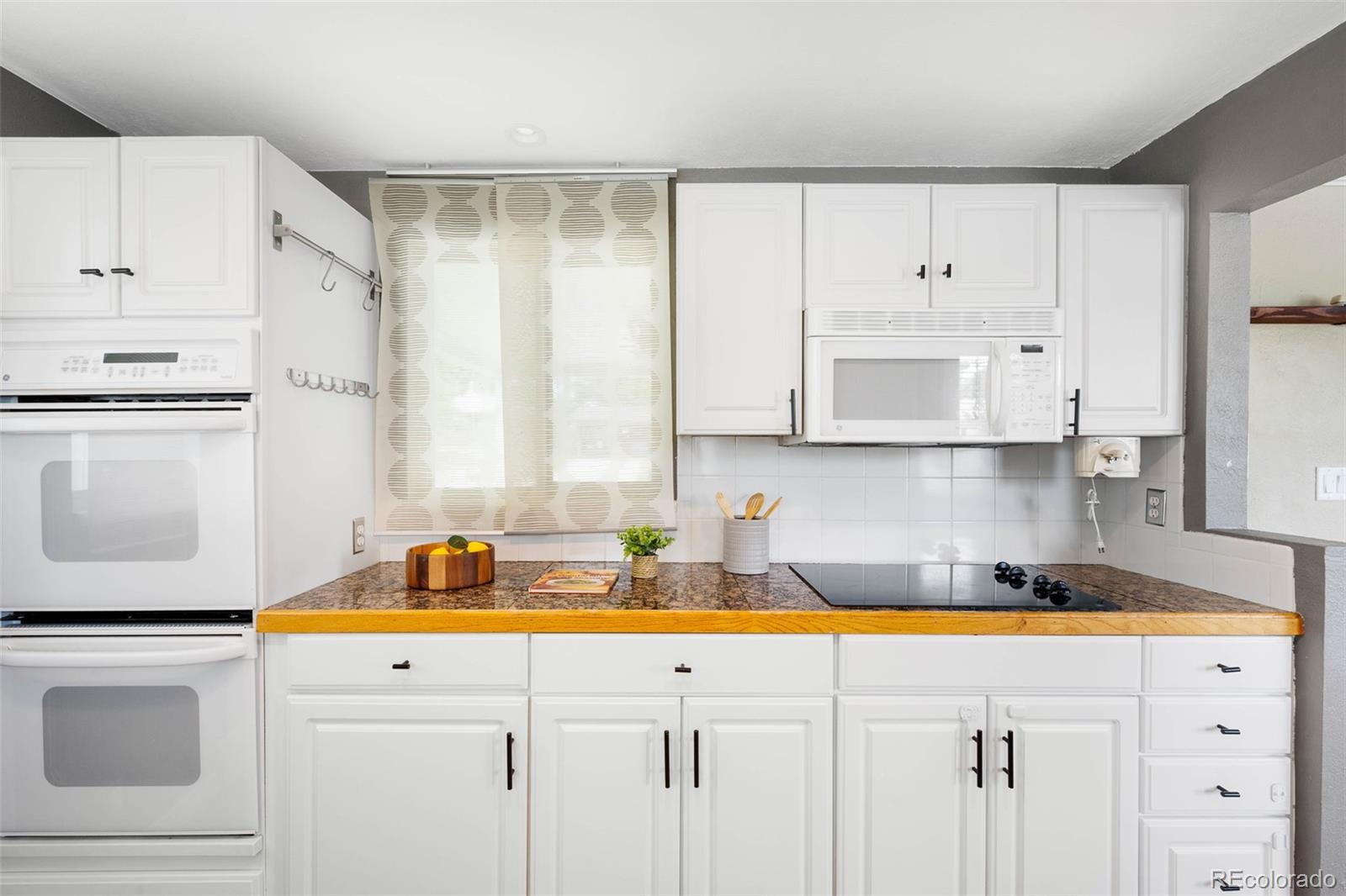MLS Image #10 for 5740 s cherokee street,littleton, Colorado