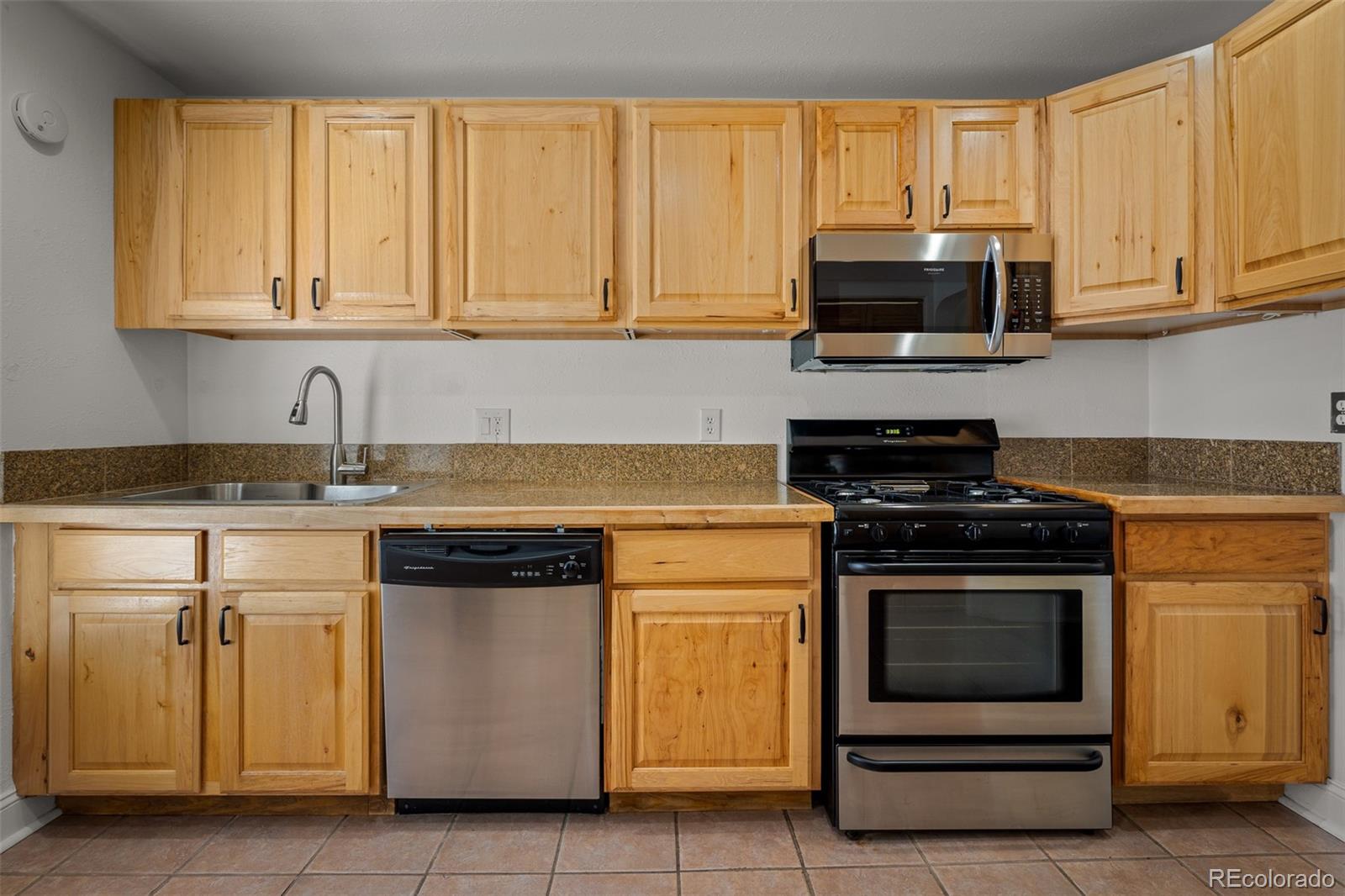 MLS Image #15 for 502 e san miguel street,colorado springs, Colorado