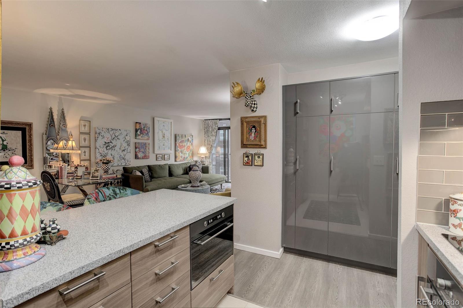 MLS Image #12 for 2  adams street 809,denver, Colorado