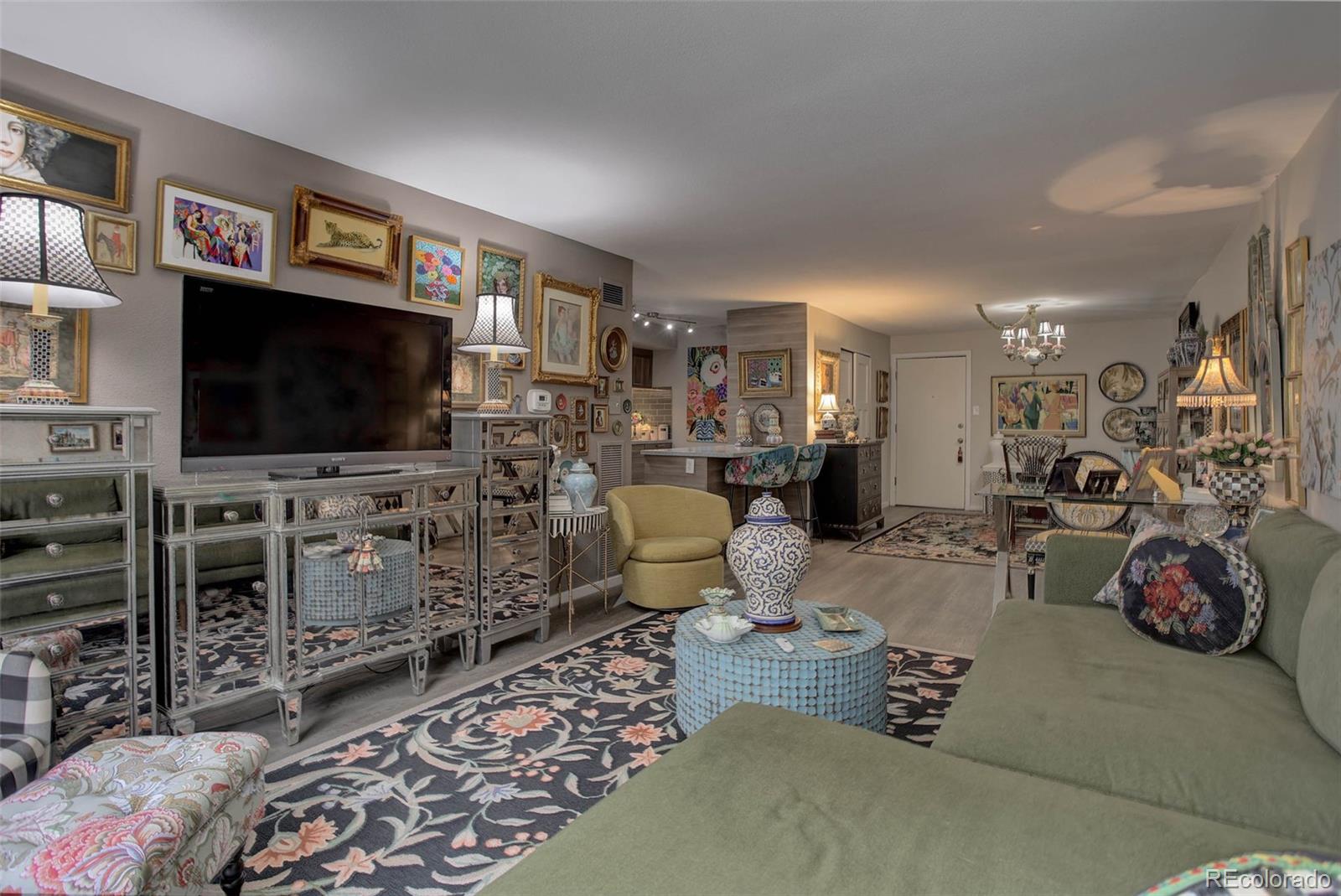 MLS Image #15 for 2  adams street 809,denver, Colorado