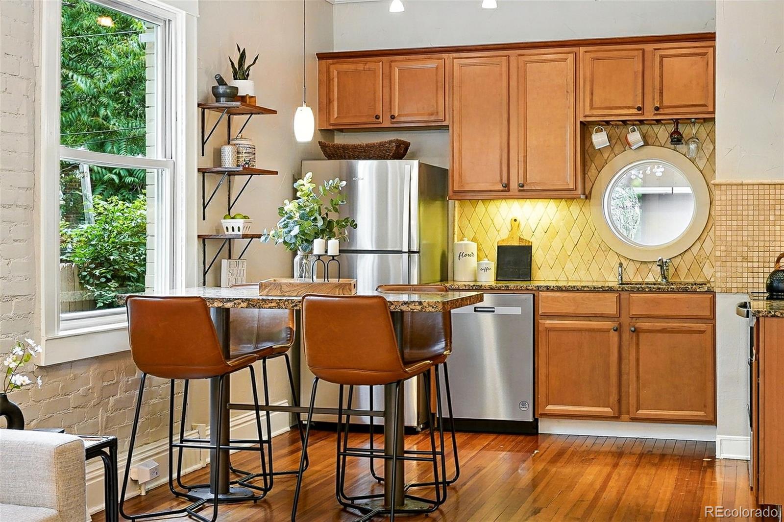 MLS Image #11 for 416 w 3rd avenue,denver, Colorado
