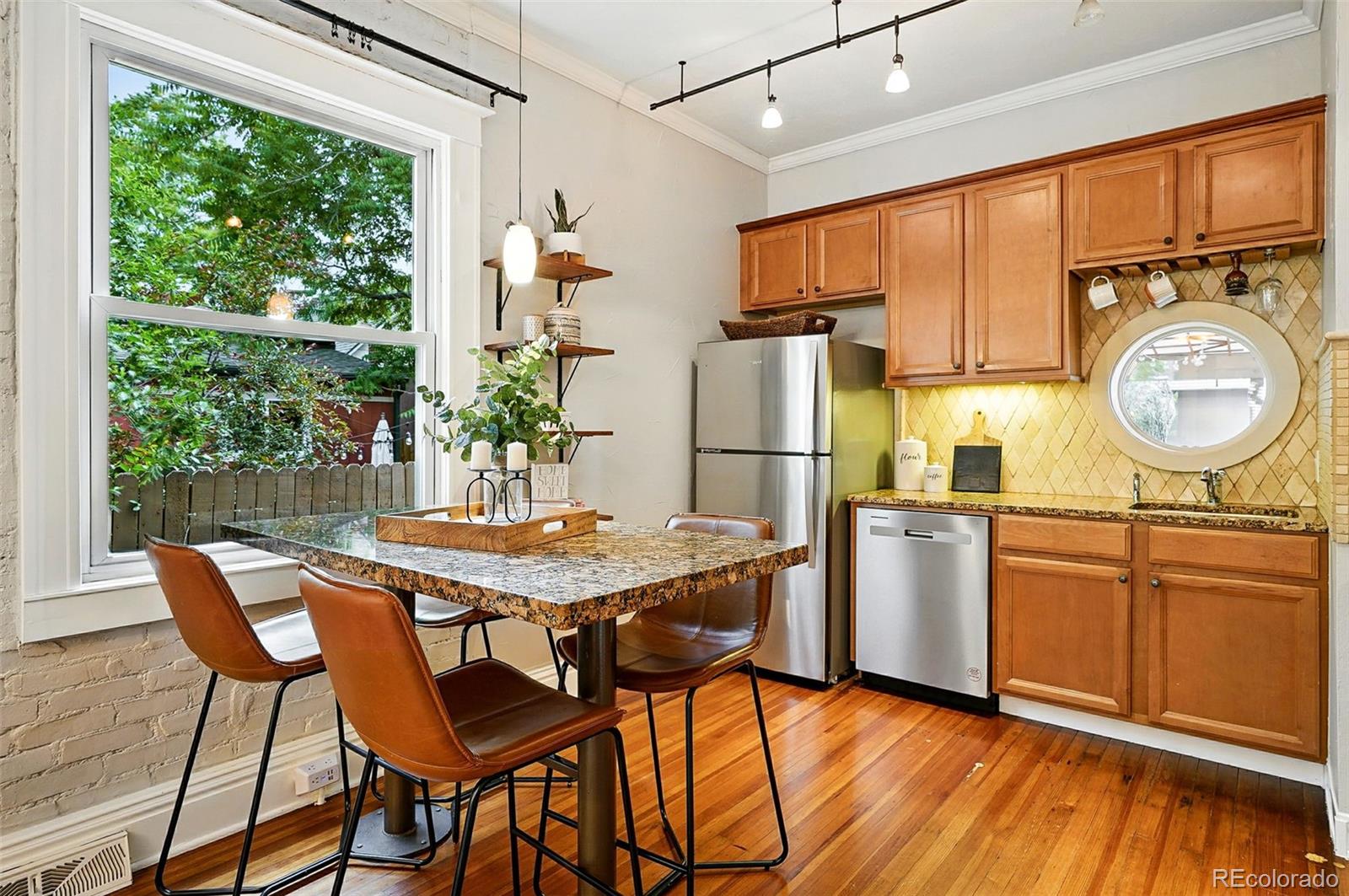 MLS Image #12 for 416 w 3rd avenue,denver, Colorado