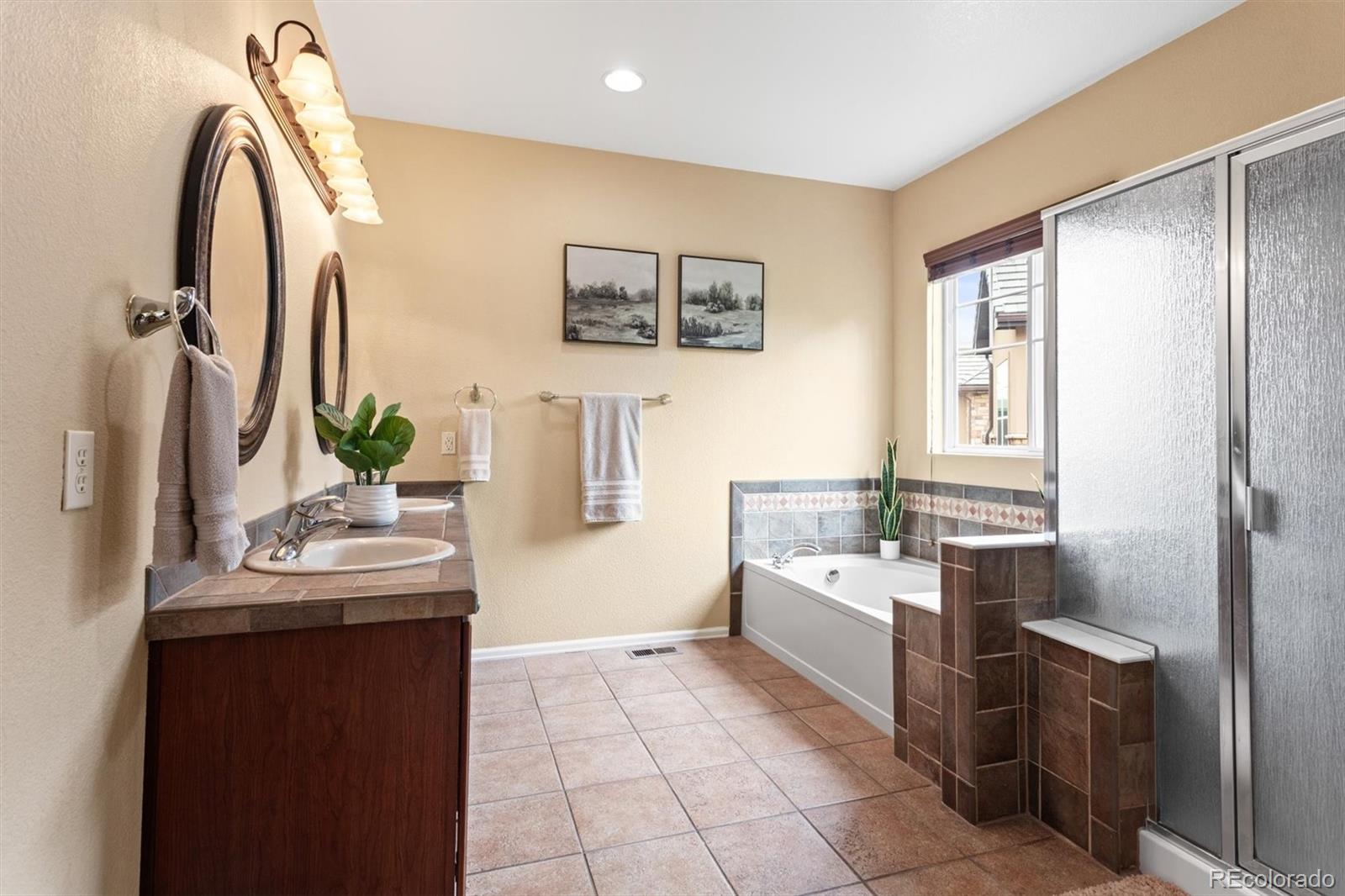 MLS Image #16 for 6542 s tempe street,aurora, Colorado