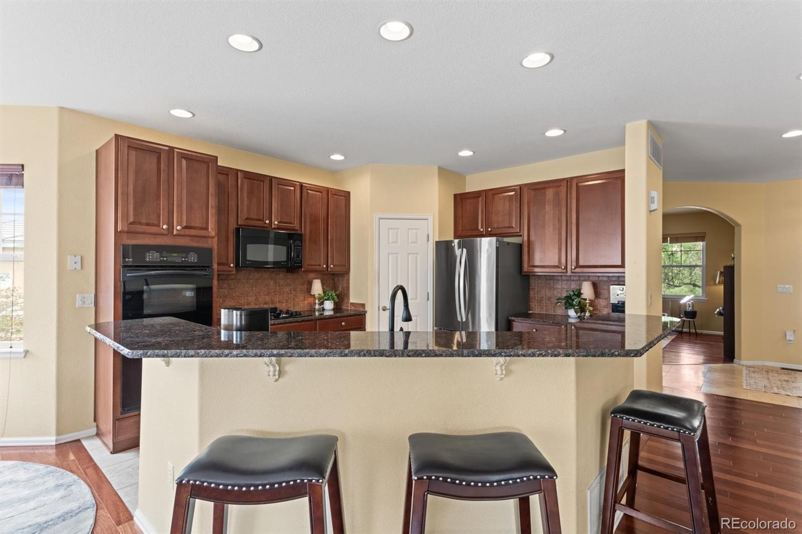 MLS Image #7 for 6542 s tempe street,aurora, Colorado