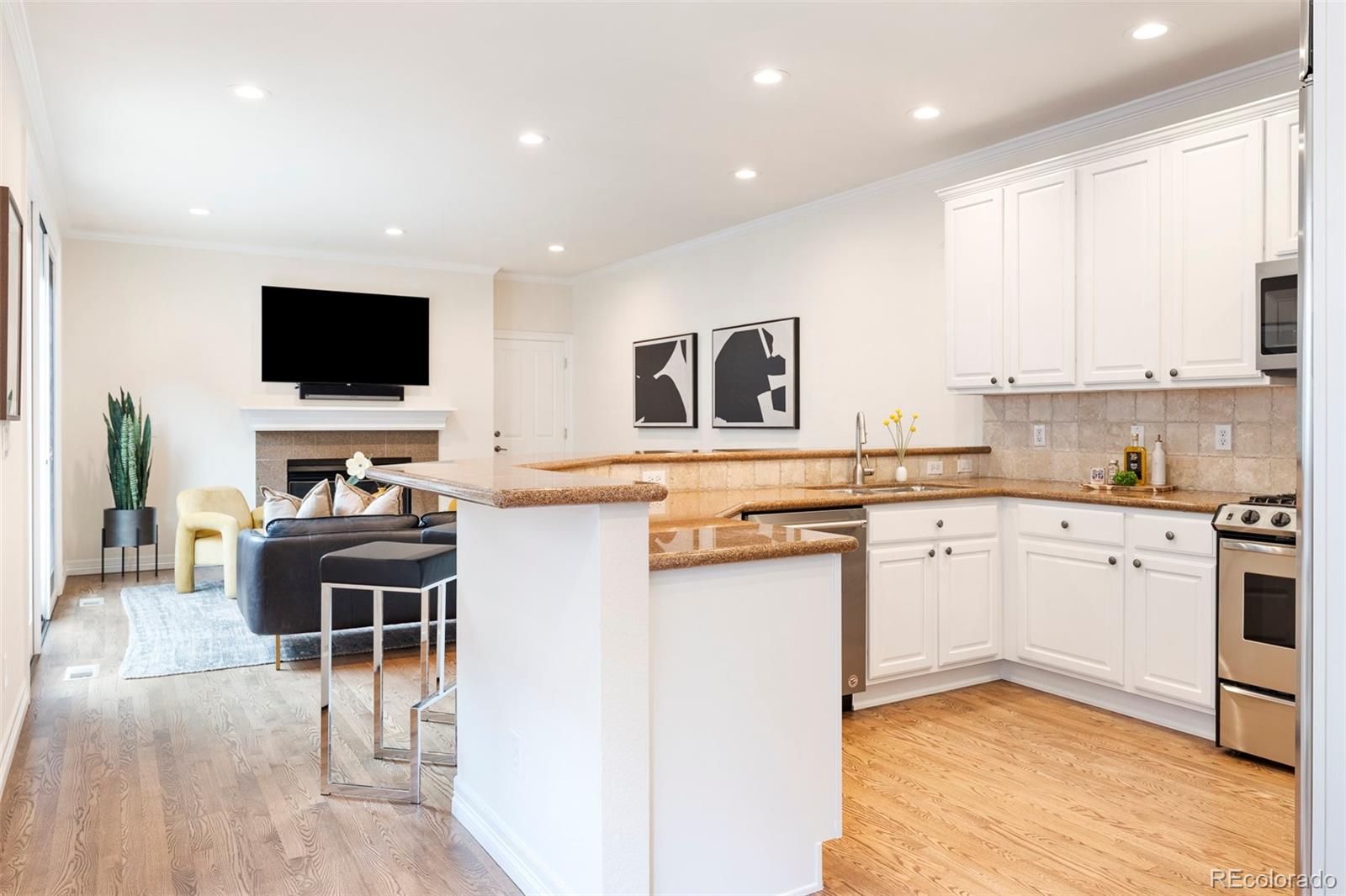 MLS Image #16 for 538  cook street,denver, Colorado