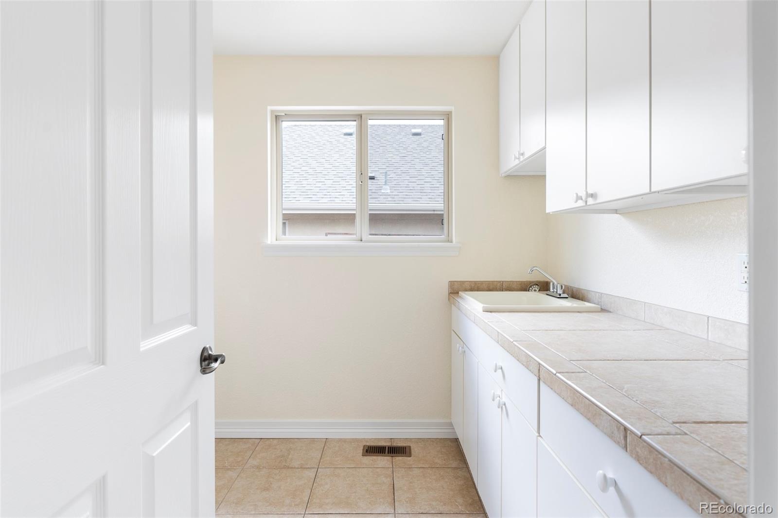 MLS Image #30 for 538  cook street,denver, Colorado