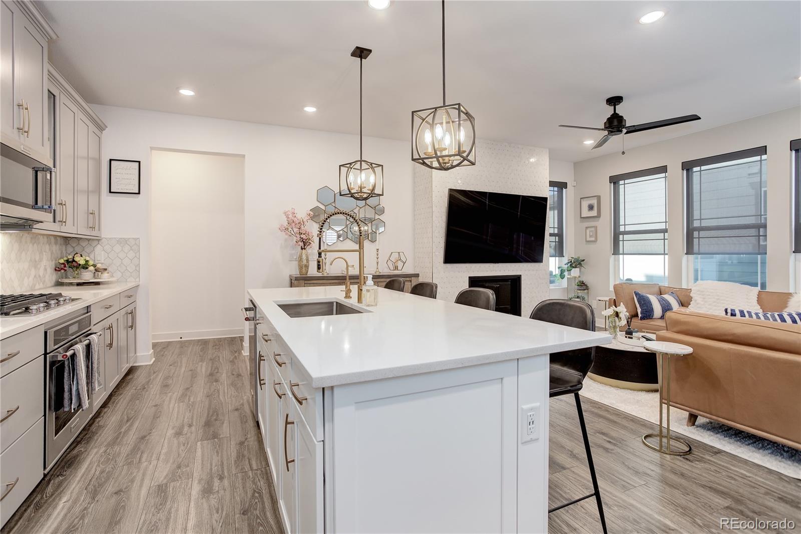 MLS Image #3 for 431  courtfield way,castle pines, Colorado