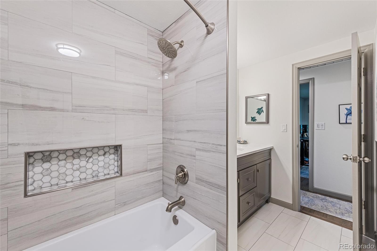 MLS Image #24 for 6979 e fremont avenue,centennial, Colorado