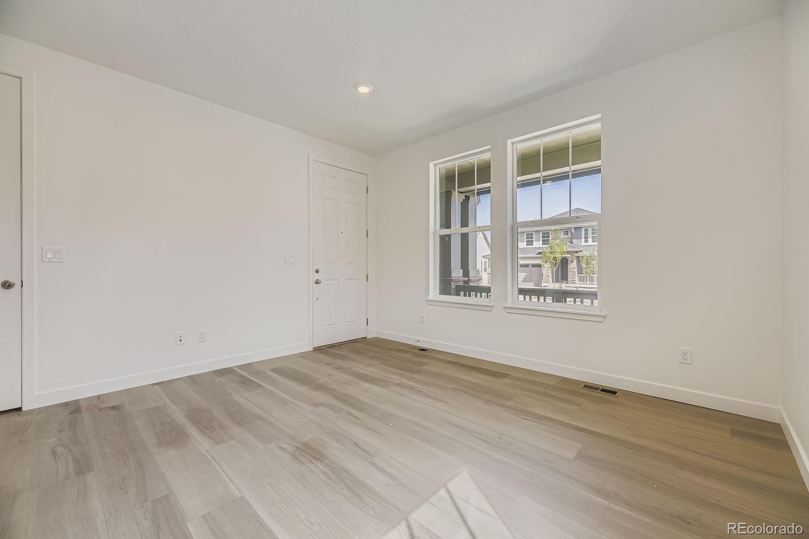 MLS Image #10 for 12780 w glasgow place,littleton, Colorado
