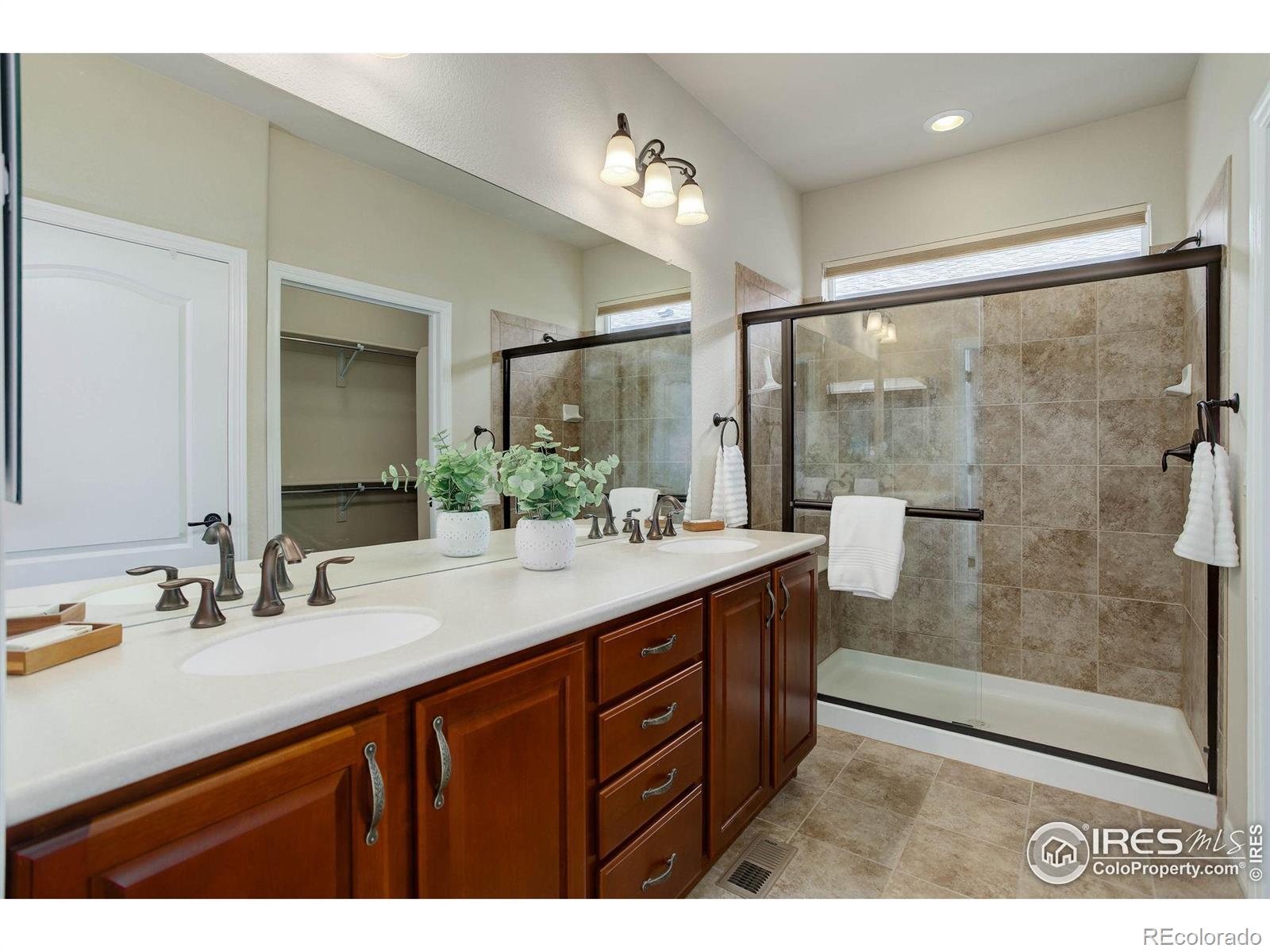 MLS Image #13 for 8255 e 150th place,thornton, Colorado