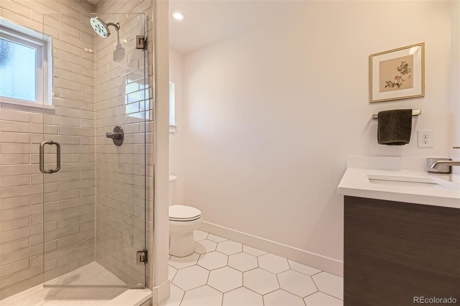 MLS Image #18 for 2525 s pearl street,denver, Colorado