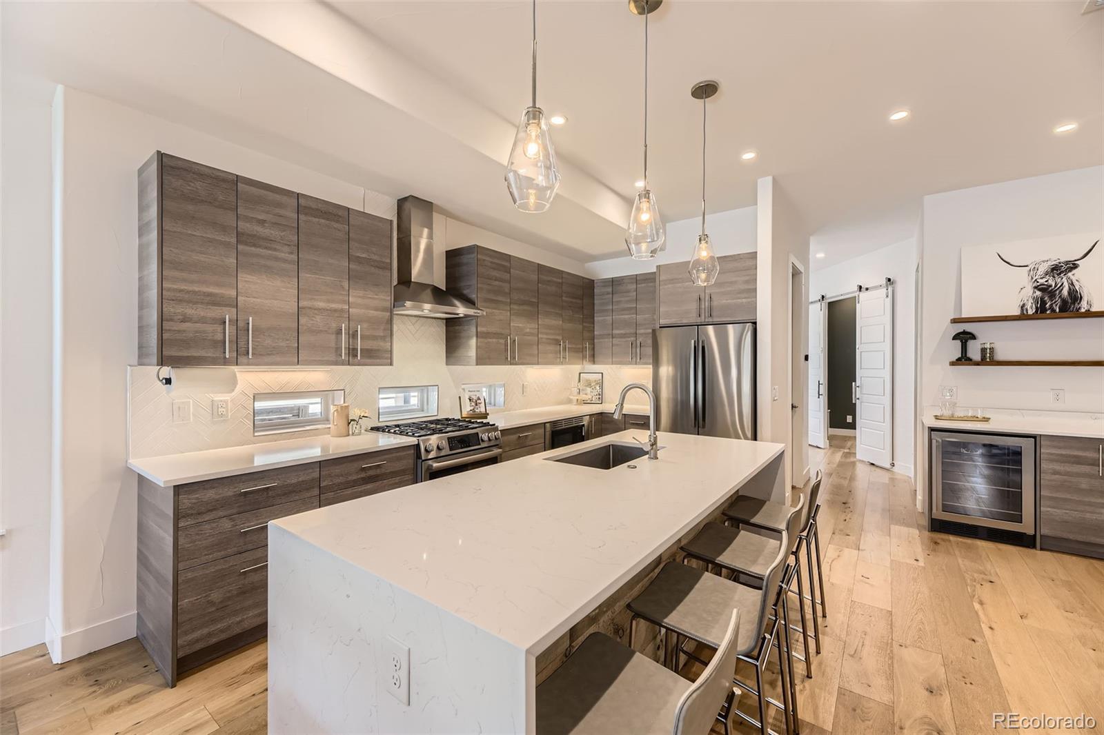 MLS Image #6 for 2525 s pearl street,denver, Colorado