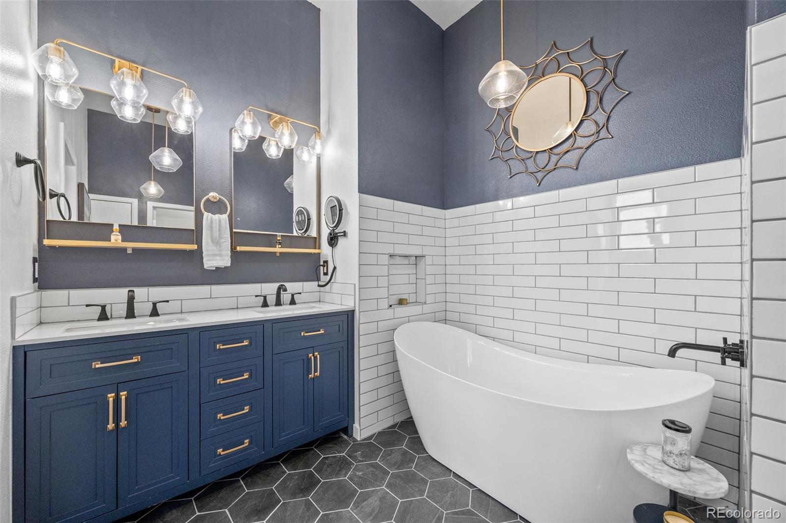 MLS Image #19 for 225 n lincoln street,denver, Colorado
