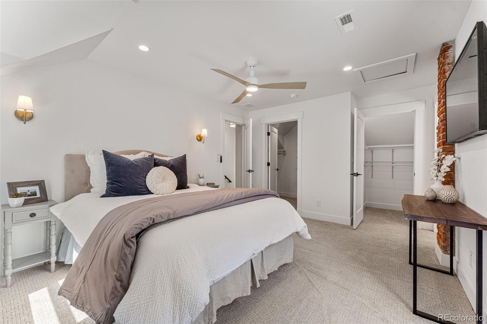 MLS Image #27 for 1730 n gaylord street,denver, Colorado