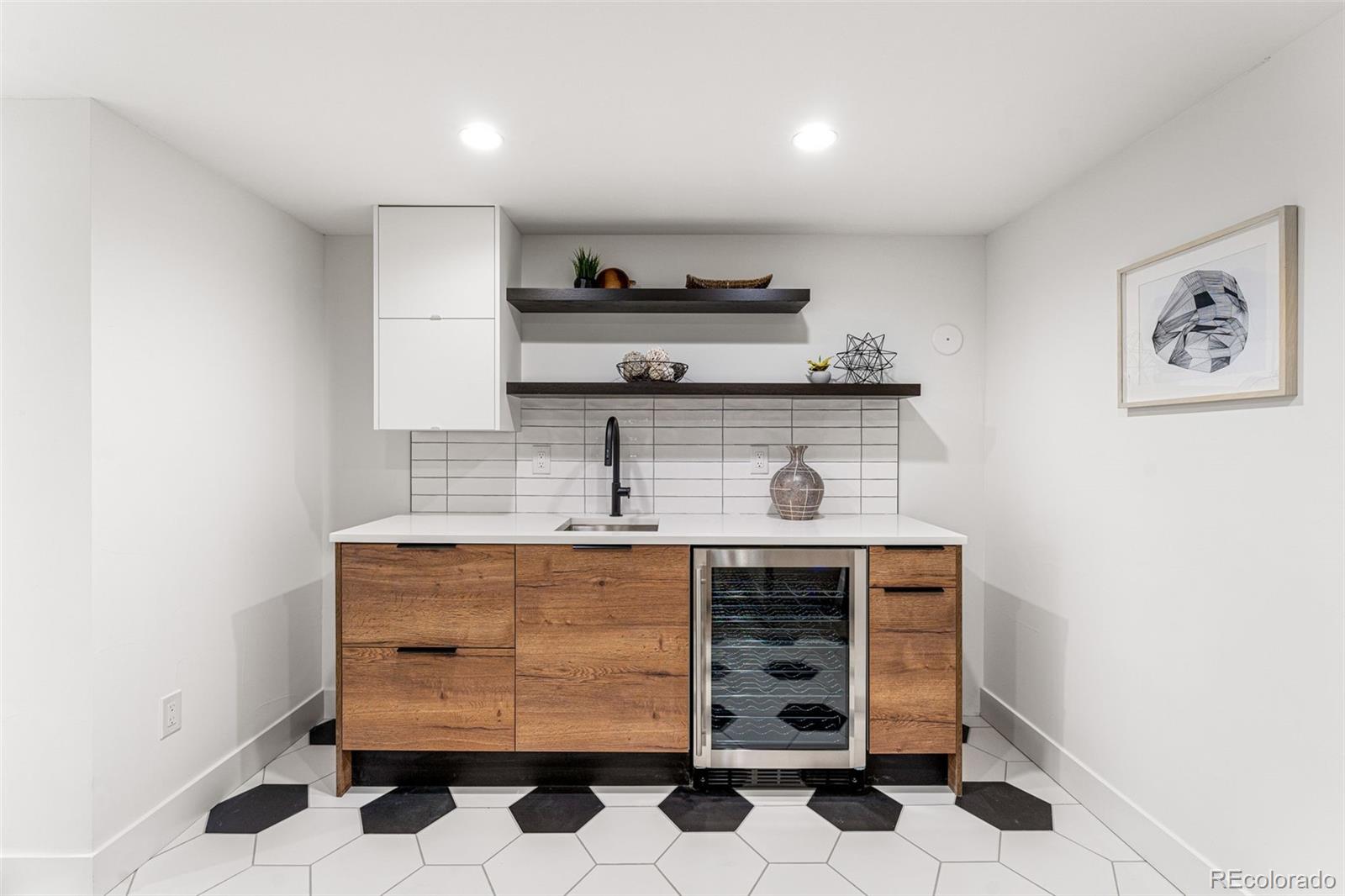 MLS Image #38 for 1730 n gaylord street,denver, Colorado