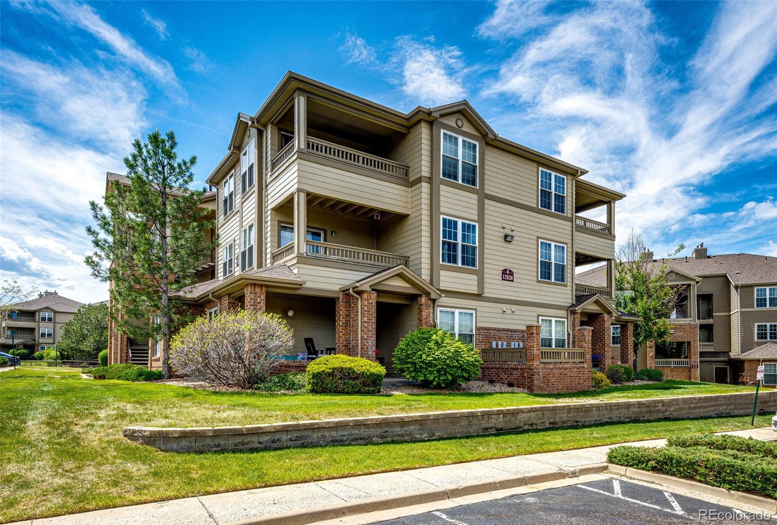 MLS Image #2 for 12820  ironstone way,parker, Colorado