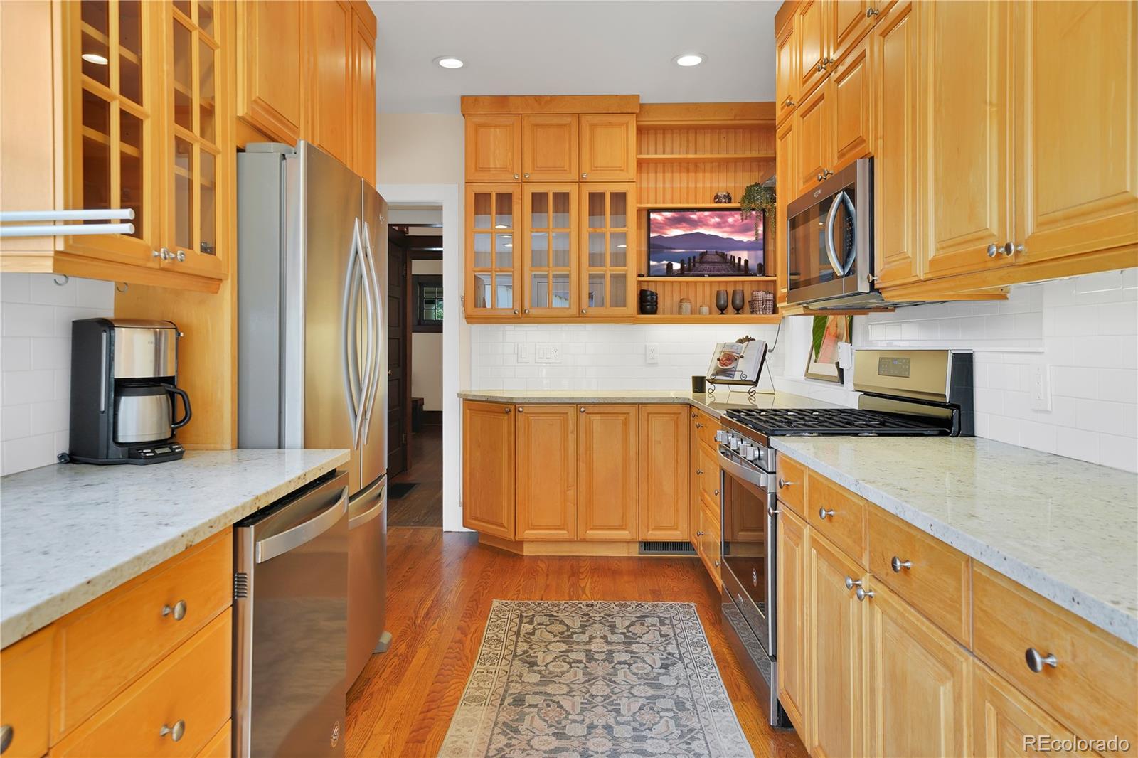MLS Image #13 for 618  emerson street,denver, Colorado