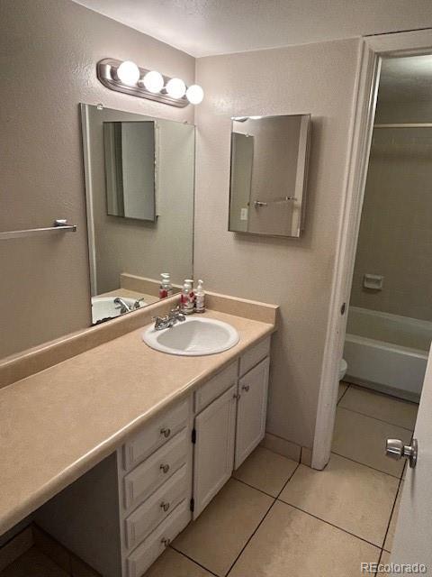 MLS Image #8 for 14751 e tennessee drive,aurora, Colorado