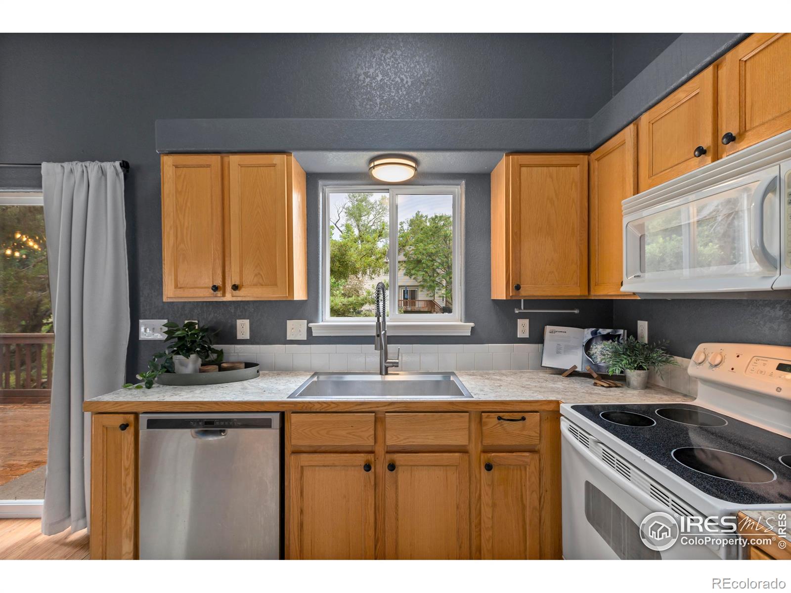 MLS Image #10 for 972  winona circle,loveland, Colorado