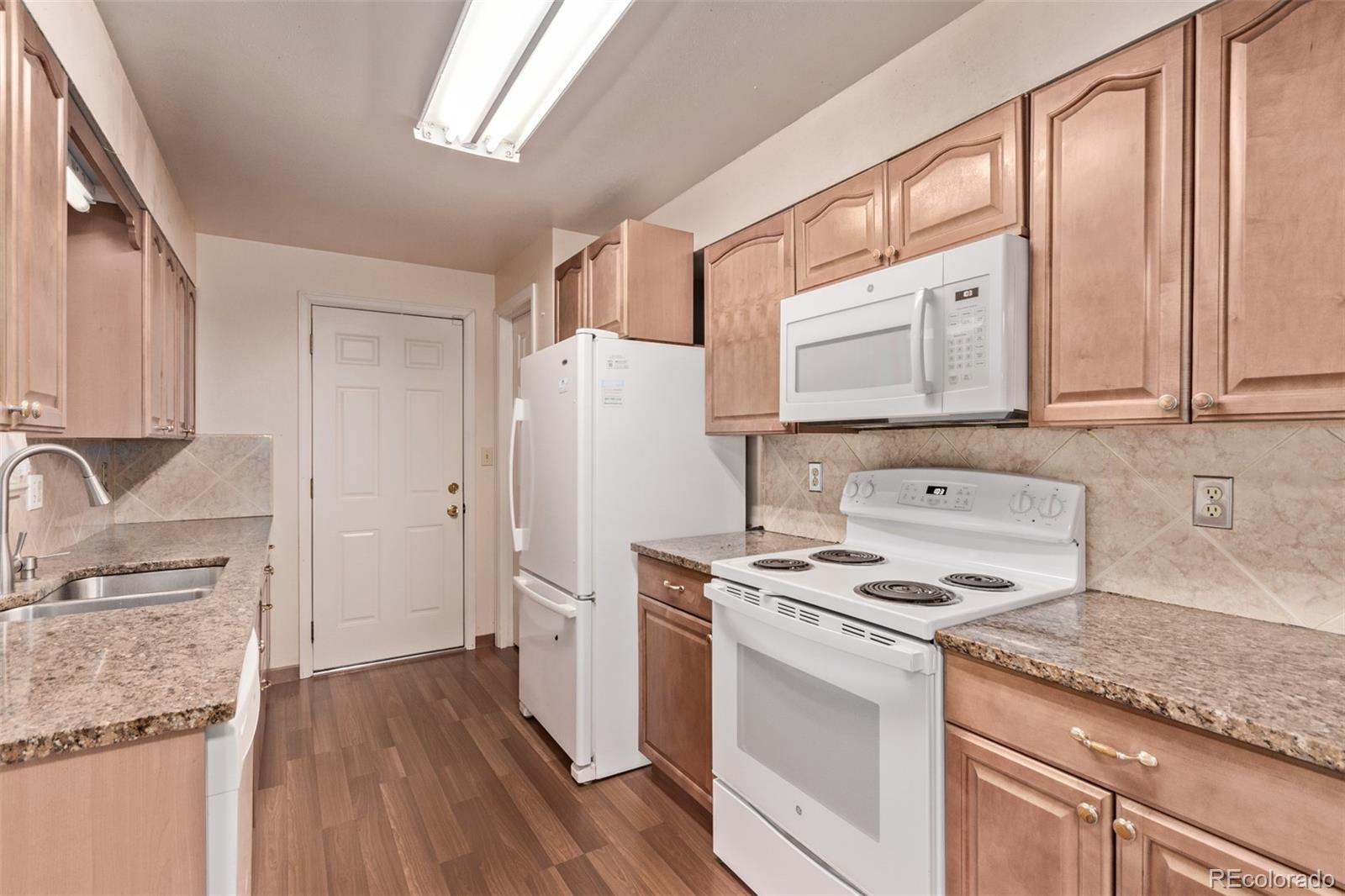 MLS Image #10 for 1828  stratford lane,longmont, Colorado