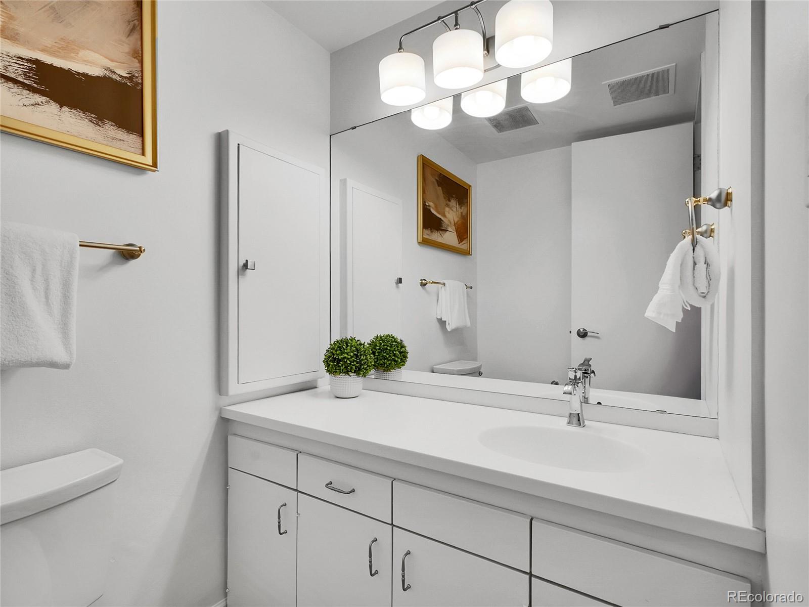 MLS Image #22 for 1201 n williams street 2b,denver, Colorado