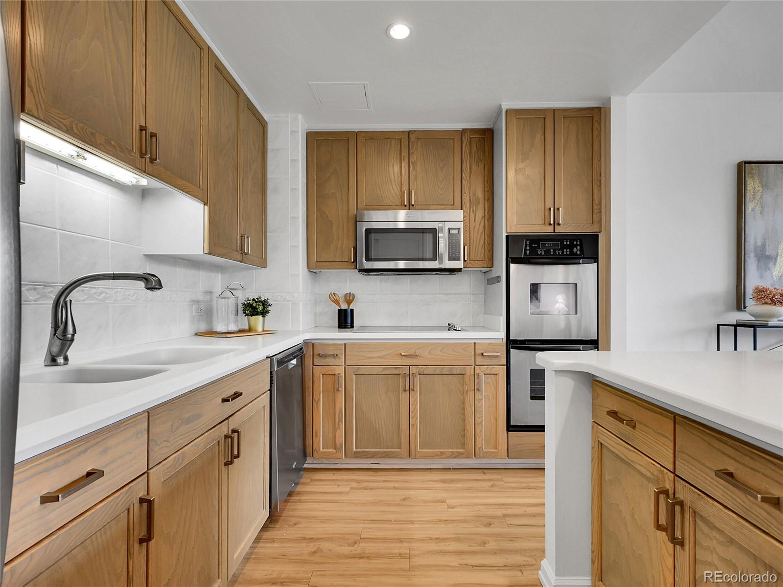MLS Image #3 for 1201 n williams street 2b,denver, Colorado