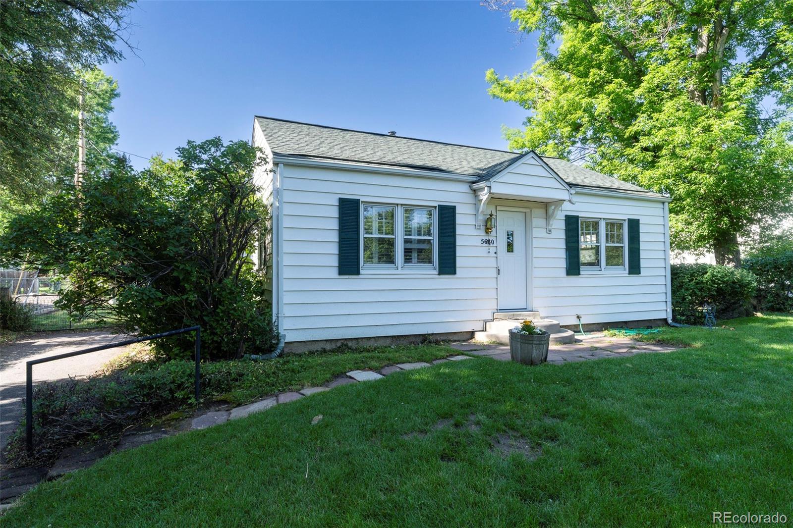 CMA Image for 5680 W 41st Avenue,Wheat Ridge, Colorado