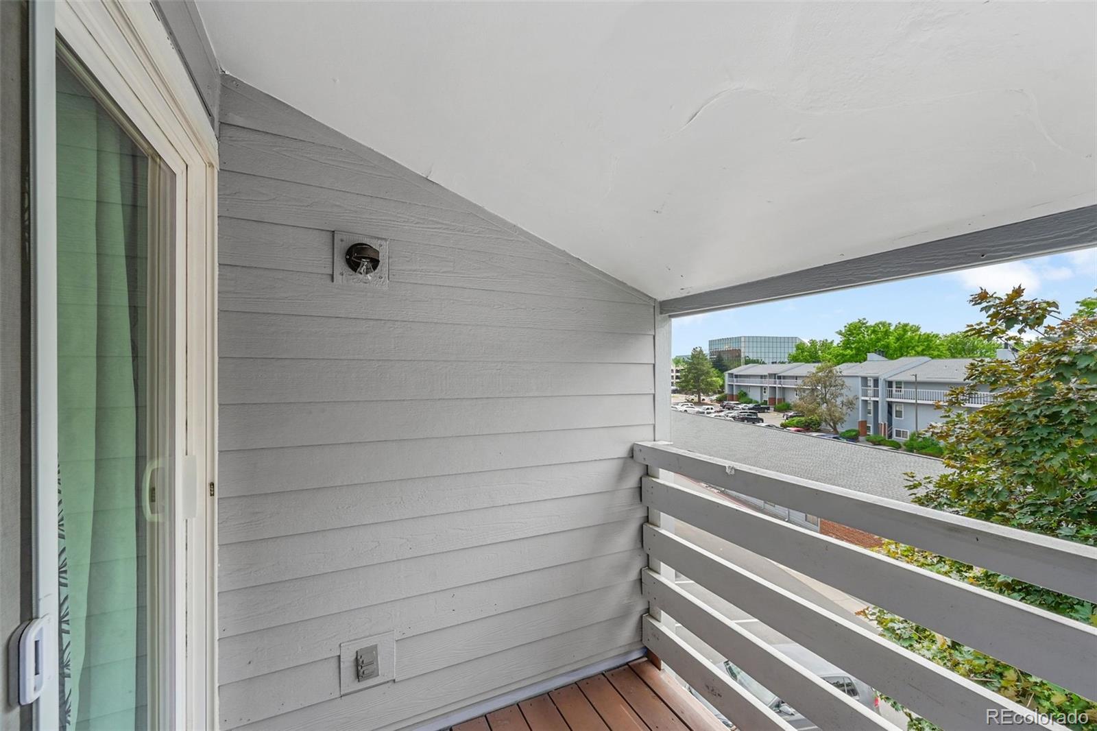 MLS Image #14 for 7665 e eastman avenue 301a,denver, Colorado