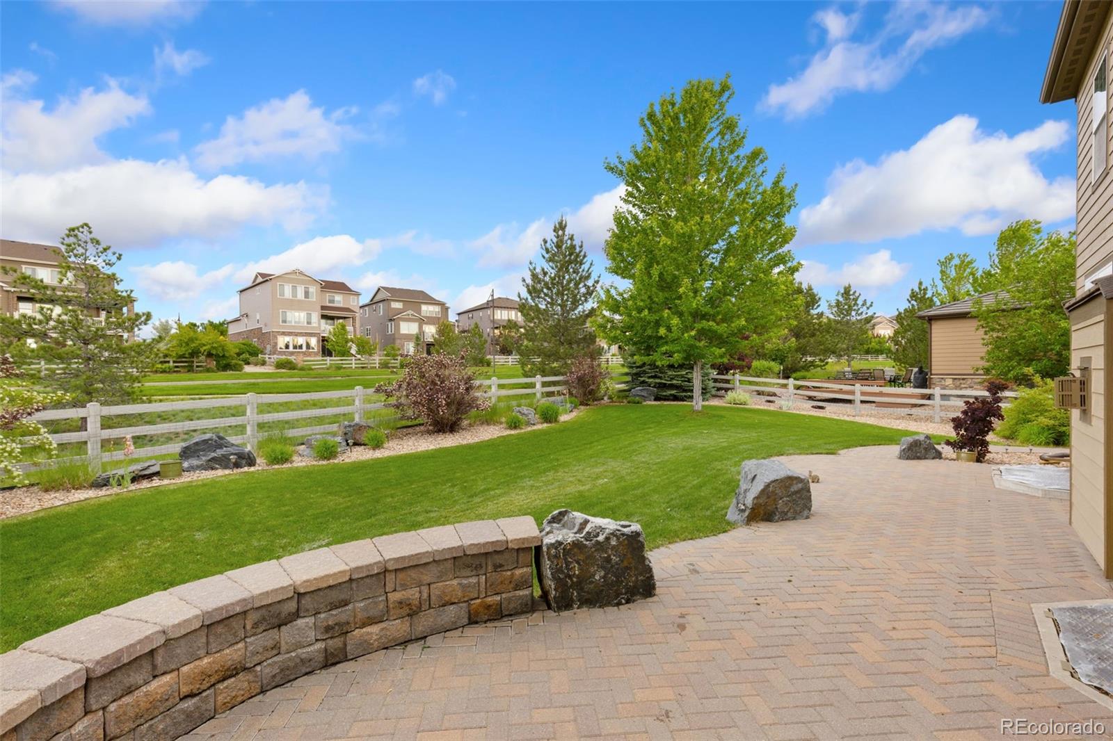 MLS Image #2 for 2647  gray wolf loop,broomfield, Colorado