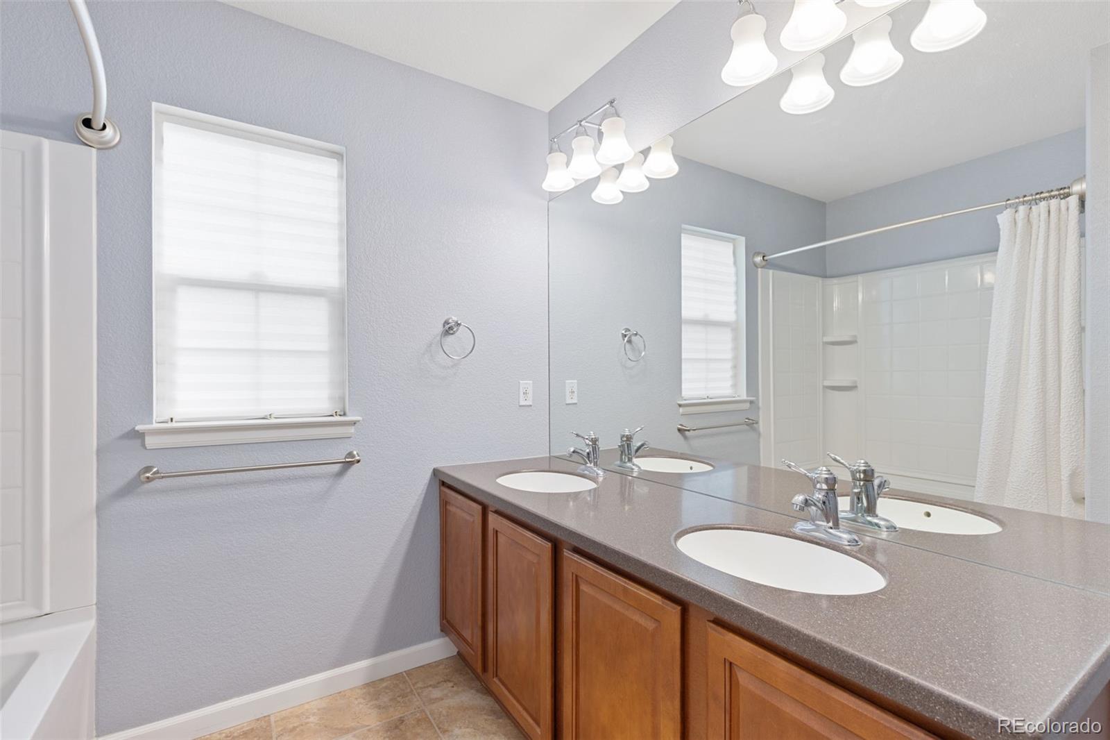 MLS Image #20 for 2647  gray wolf loop,broomfield, Colorado