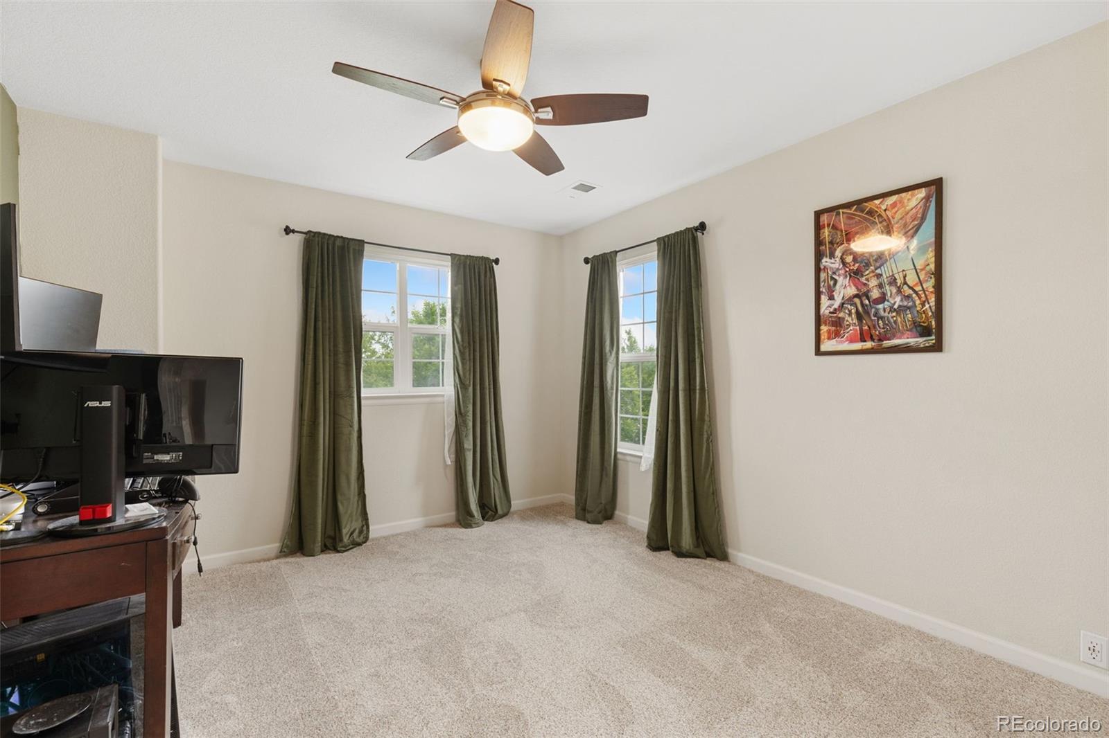 MLS Image #21 for 2647  gray wolf loop,broomfield, Colorado