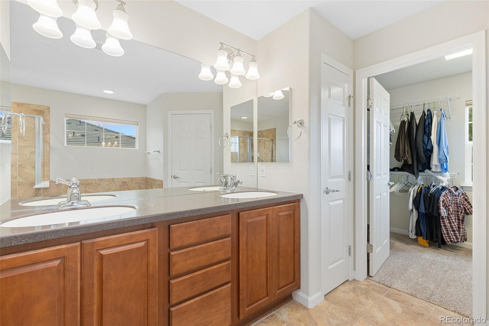 MLS Image #26 for 2647  gray wolf loop,broomfield, Colorado