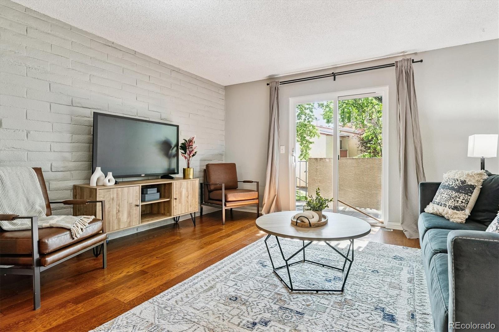 MLS Image #4 for 1060 s parker road,denver, Colorado