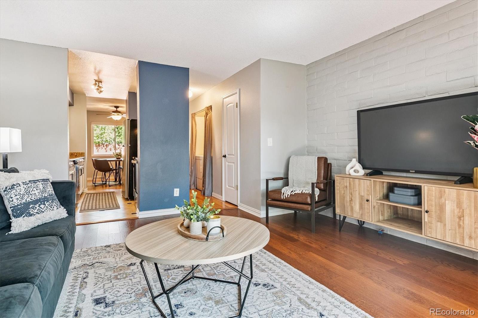 MLS Image #7 for 1060 s parker road,denver, Colorado