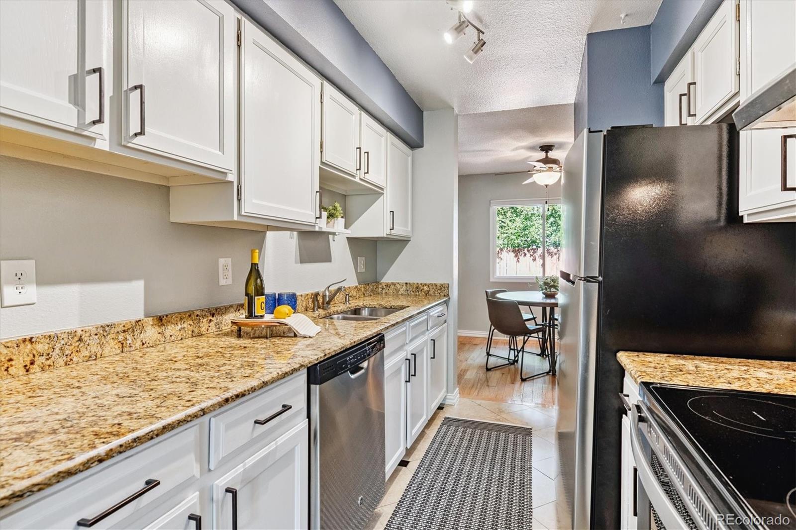 MLS Image #9 for 1060 s parker road,denver, Colorado