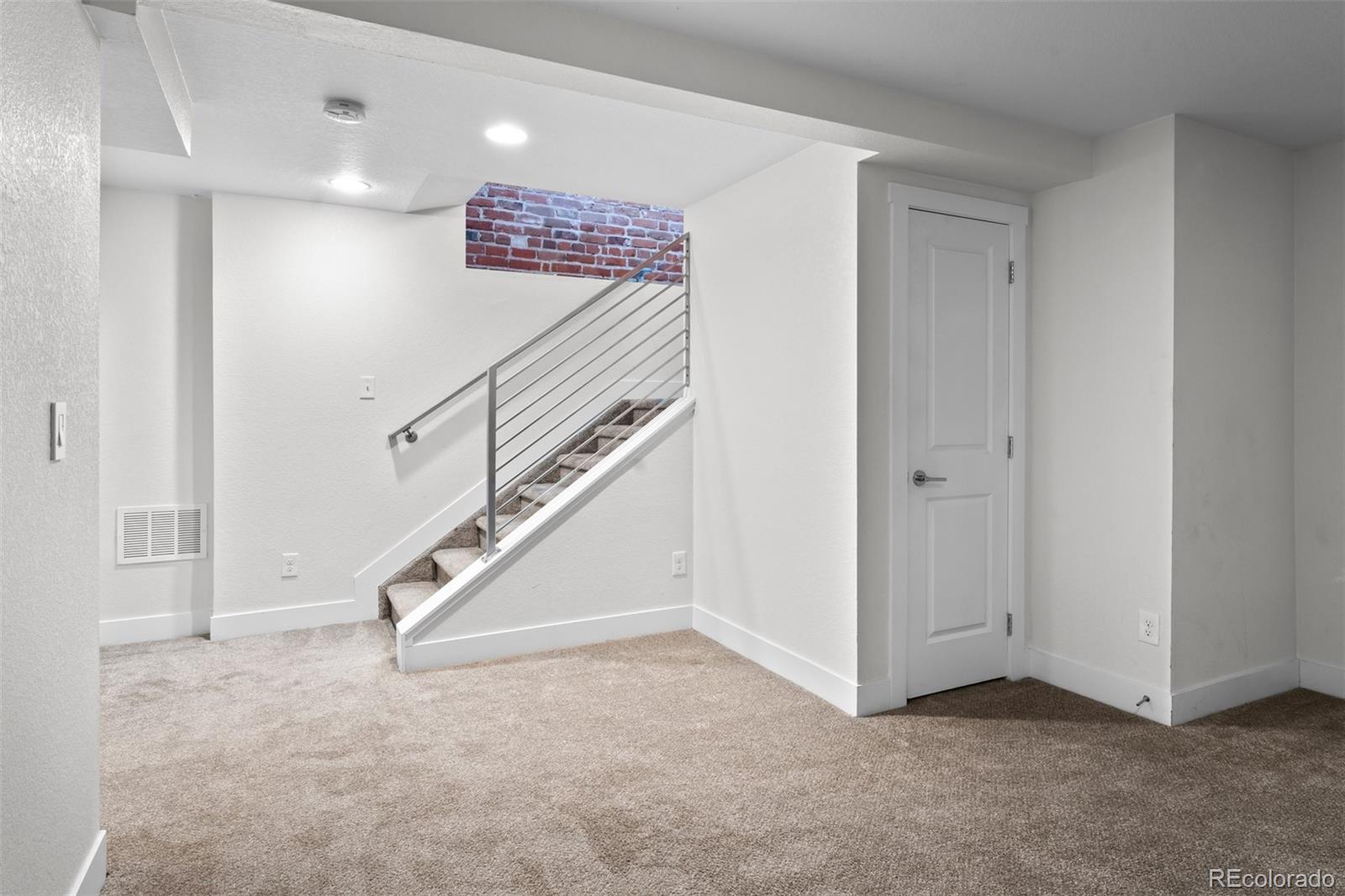 MLS Image #29 for 1211 e 26th avenue,denver, Colorado