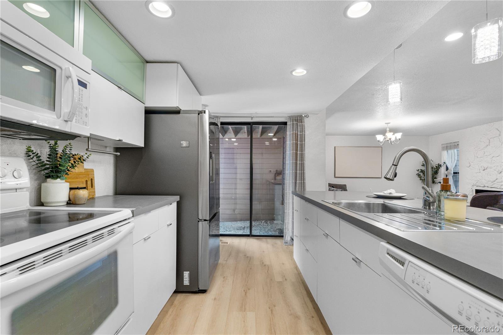 MLS Image #10 for 9587 w 89th circle,broomfield, Colorado