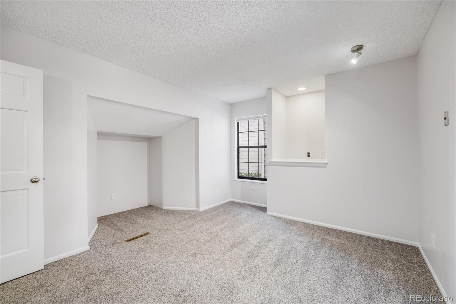 MLS Image #14 for 12717 e cornell avenue,aurora, Colorado