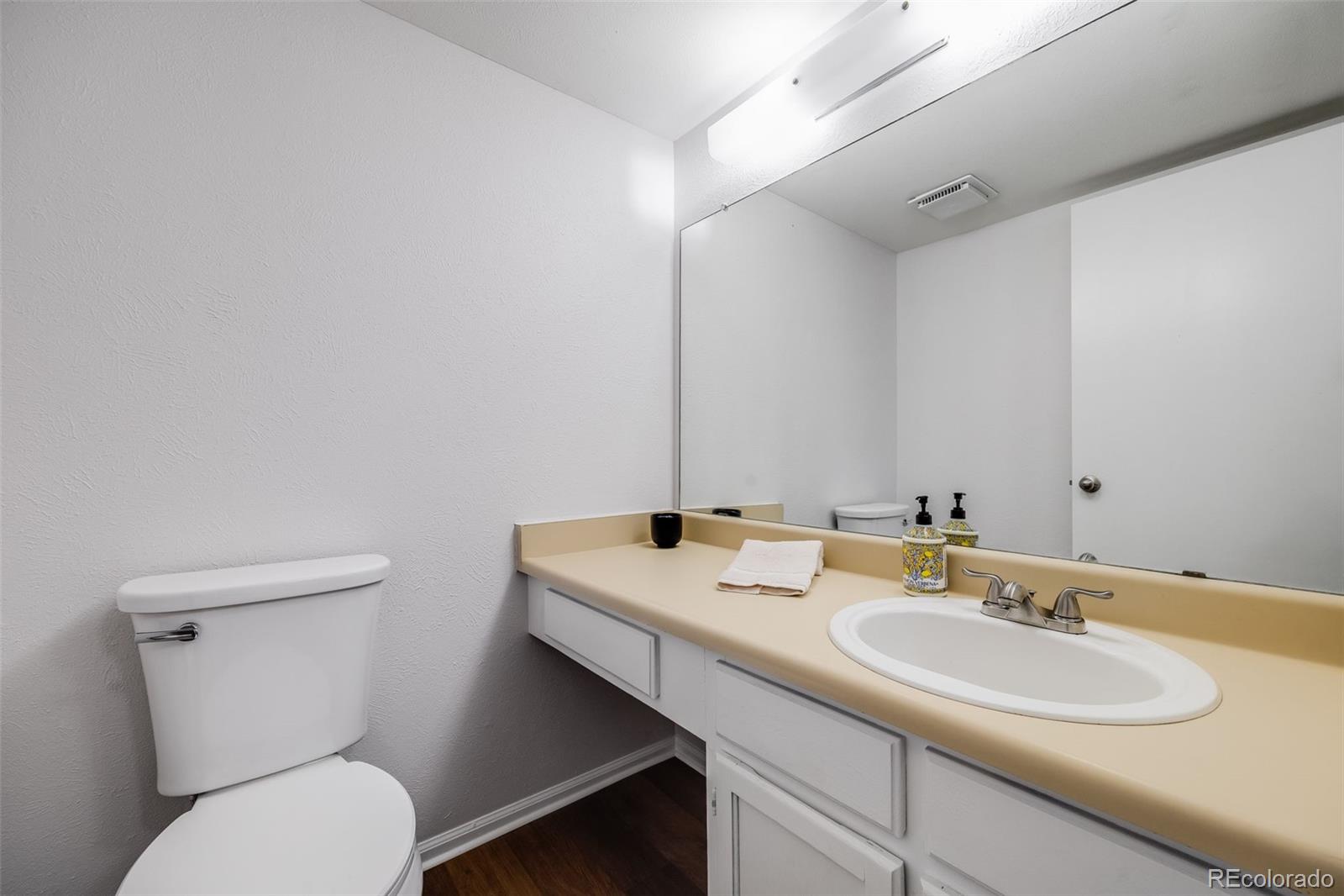 MLS Image #18 for 12717 e cornell avenue,aurora, Colorado