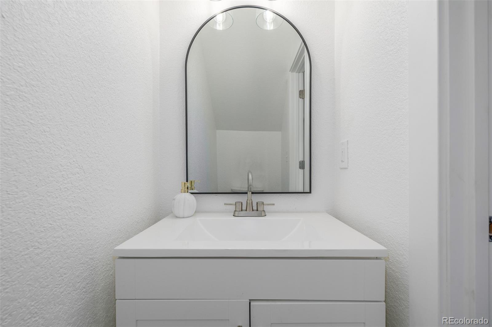 MLS Image #12 for 2232  coronado parkway,denver, Colorado