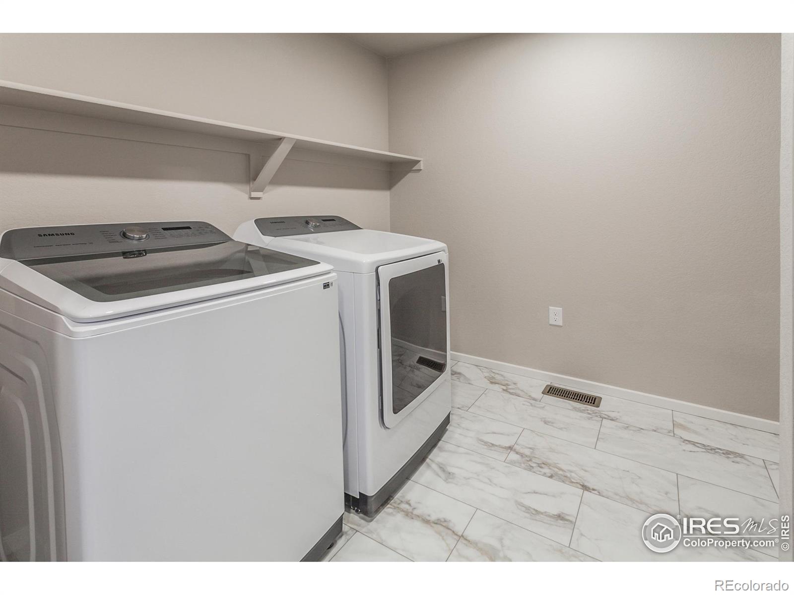 MLS Image #24 for 1590  sunflower way,johnstown, Colorado
