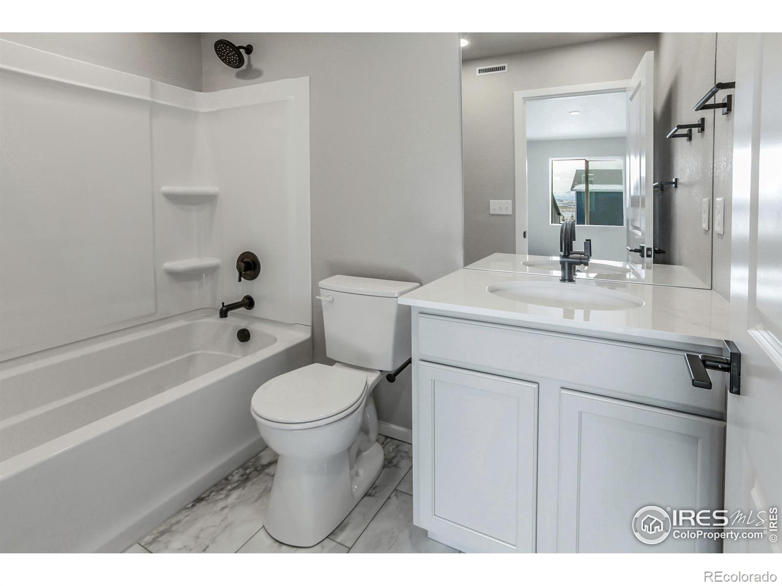 MLS Image #30 for 1590  sunflower way,johnstown, Colorado