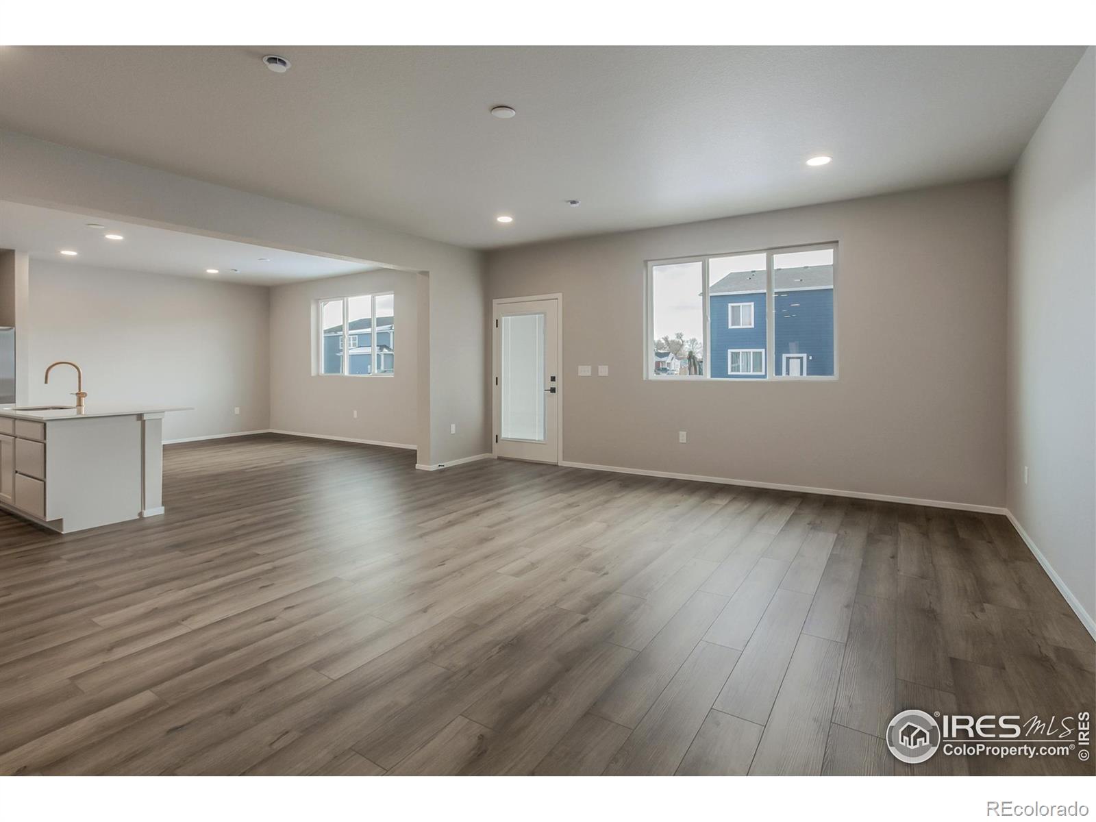 MLS Image #4 for 1590  sunflower way,johnstown, Colorado