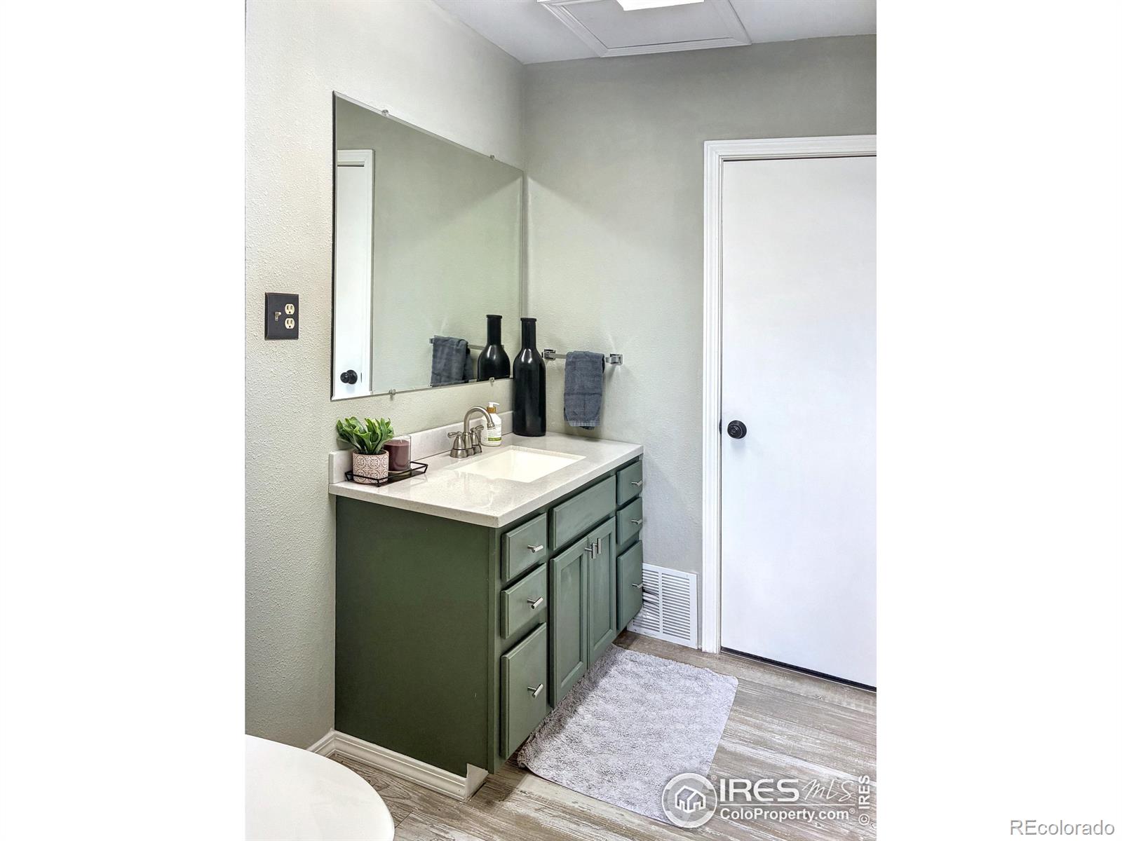 MLS Image #23 for 28553  county road road,brush, Colorado