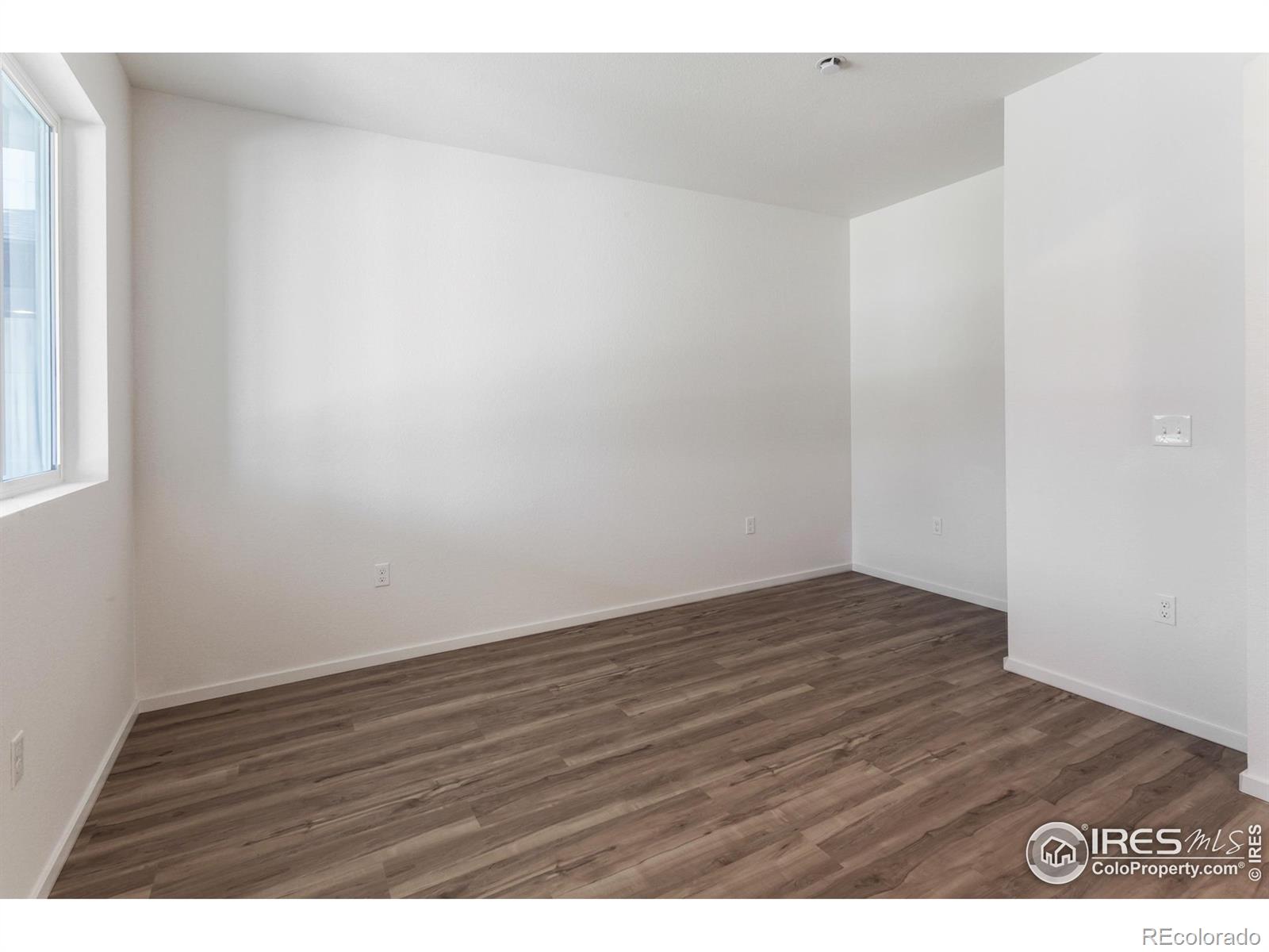 MLS Image #3 for 1600  sunflower way,johnstown, Colorado