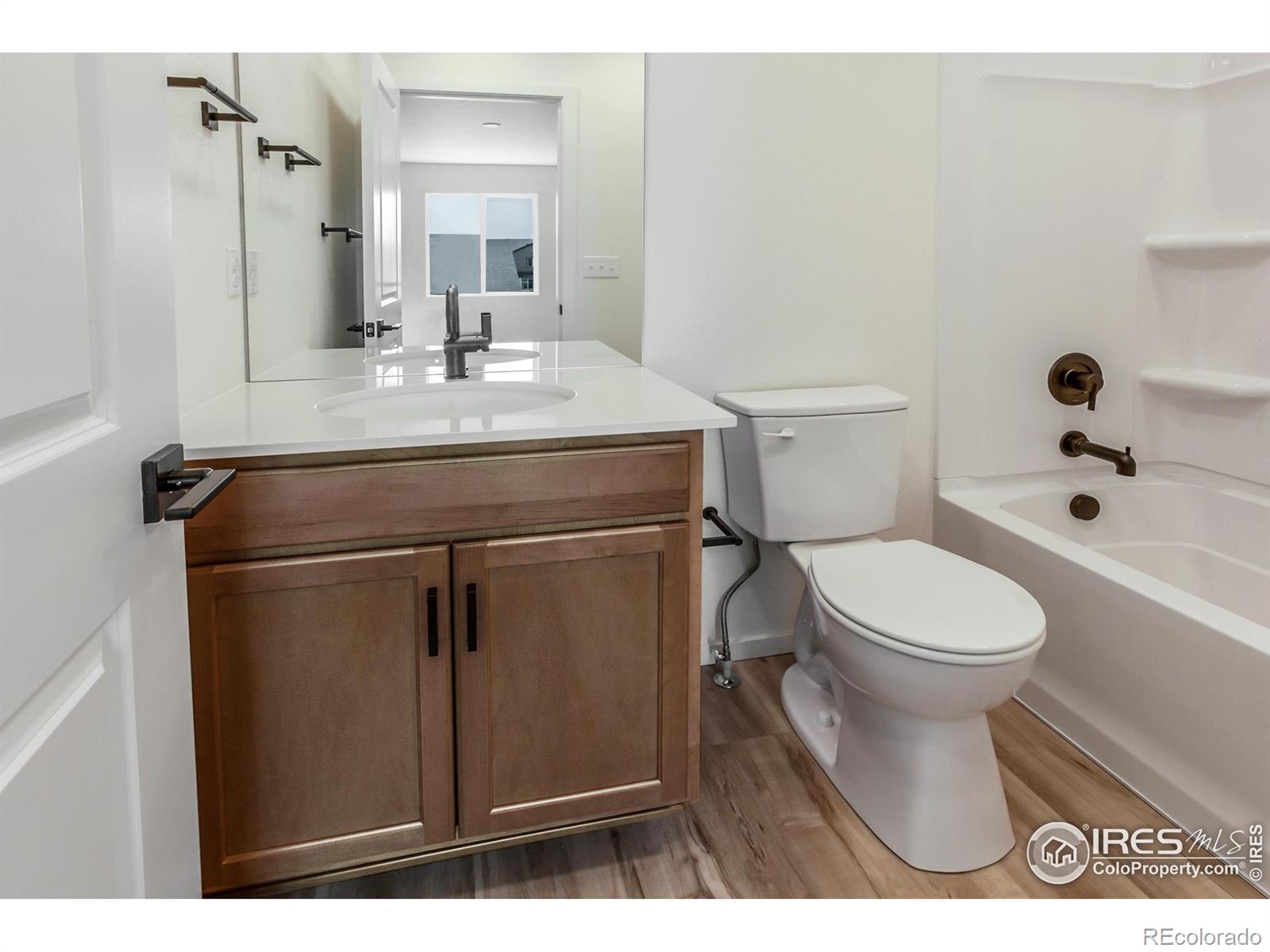 MLS Image #36 for 1600  sunflower way,johnstown, Colorado