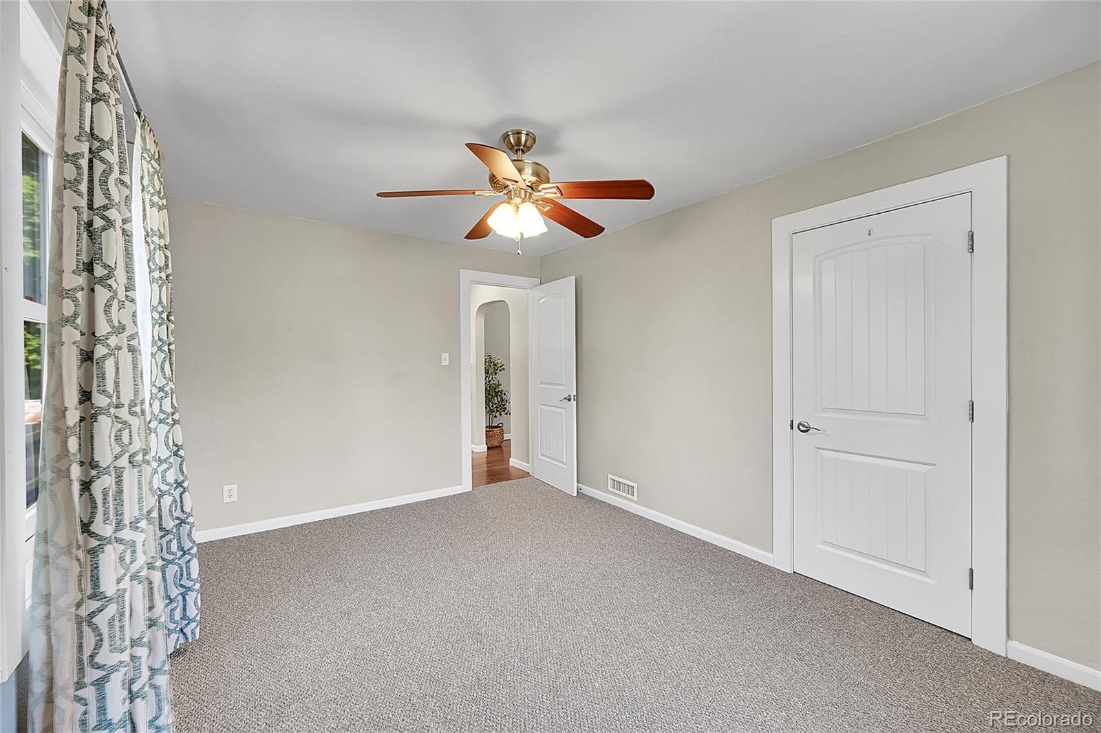 MLS Image #5 for 4268 s delaware street,englewood, Colorado