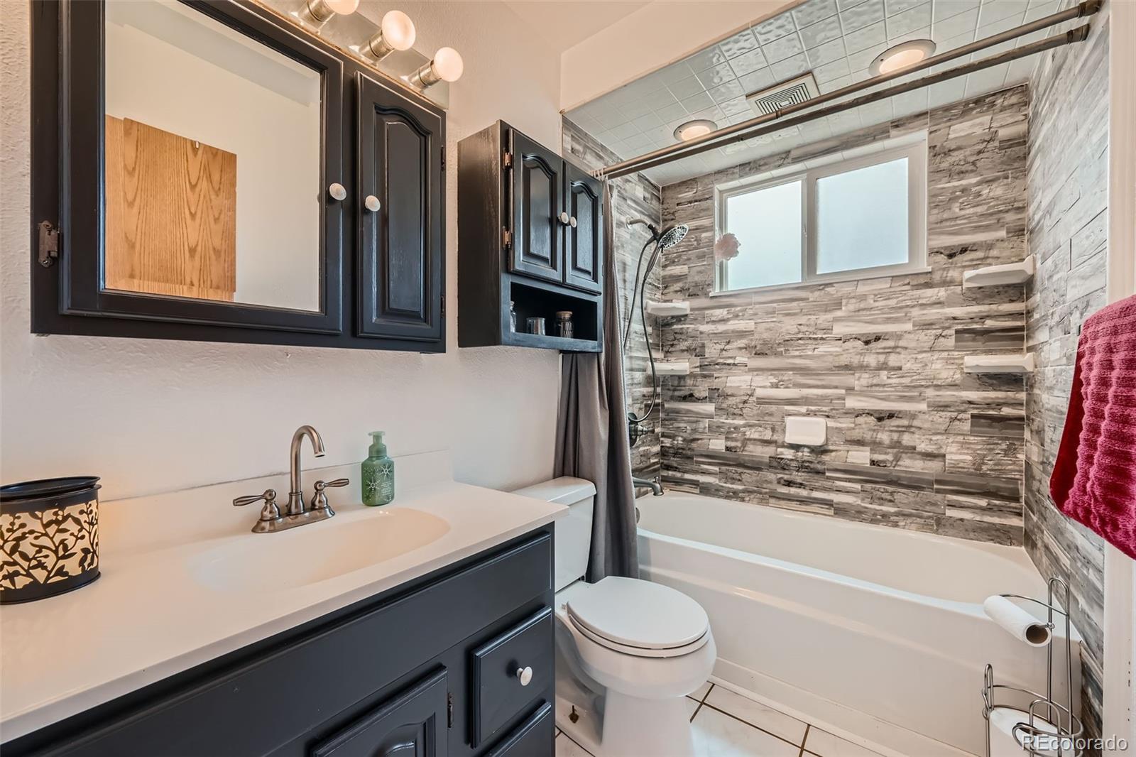 MLS Image #12 for 17232 e oberlin place,aurora, Colorado